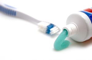 pasta do zębów bez fluoru